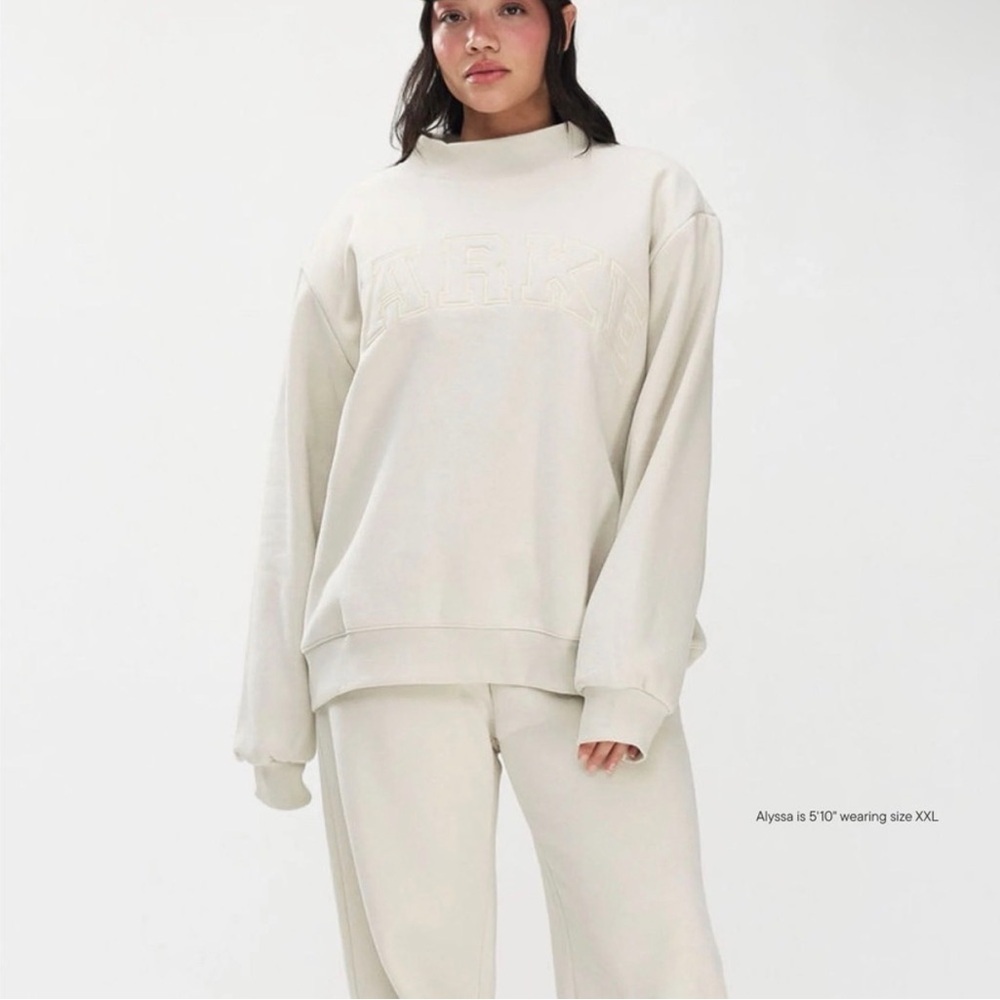 NWT Parke Tonal Oat Monochrome Varsity Crewneck | L/XL